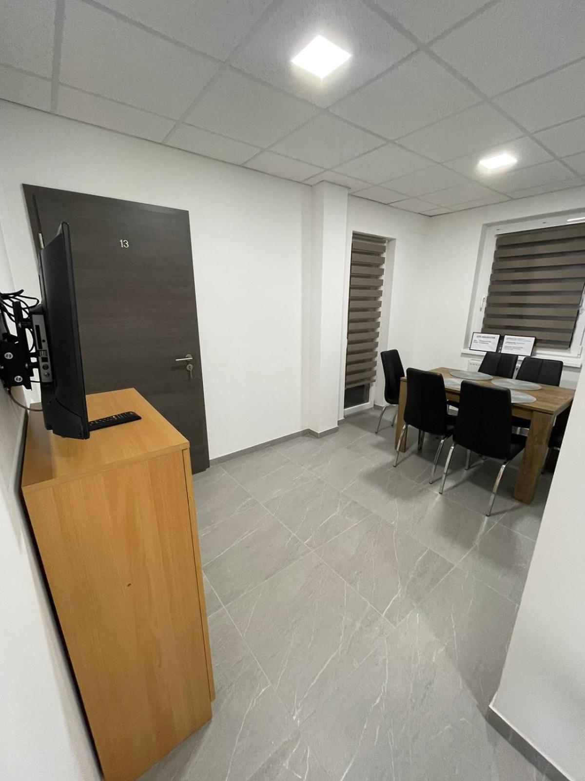 Alom Vendeghaz Otel Dunaújváros Dış mekan fotoğraf